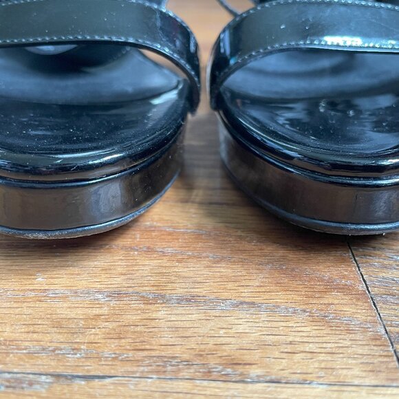 Ralph Lauren Purple Label Black Patent Leather Platform Sandals, US 10 - Picture 13 of 16